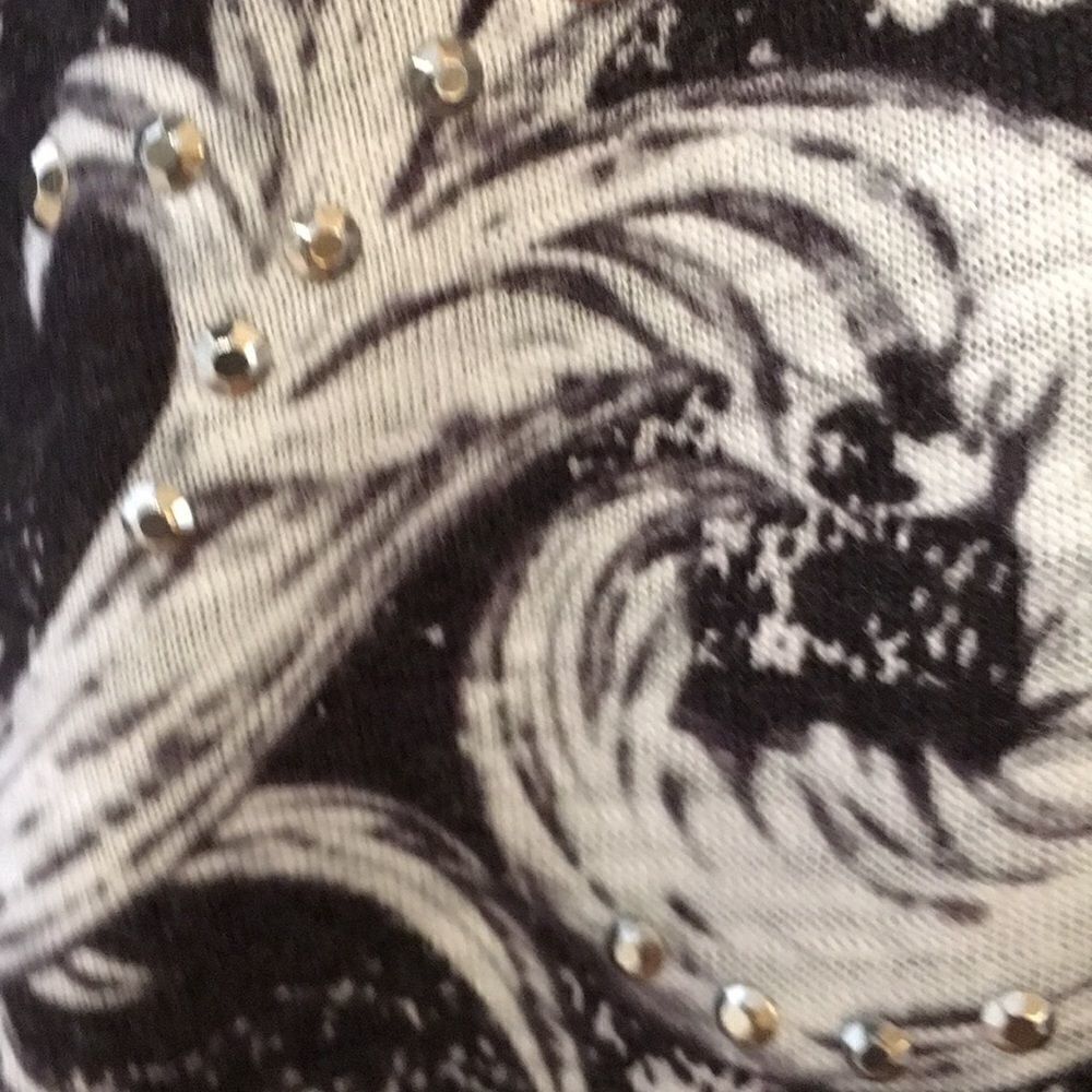 Rock & Republic t-shirt skulls studs Small Goth - Picture 9 of 16
